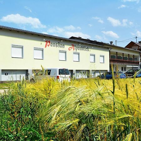 Alpenblick - Modernes Und Grosszuegiges Apartment Филлах Экстерьер фото